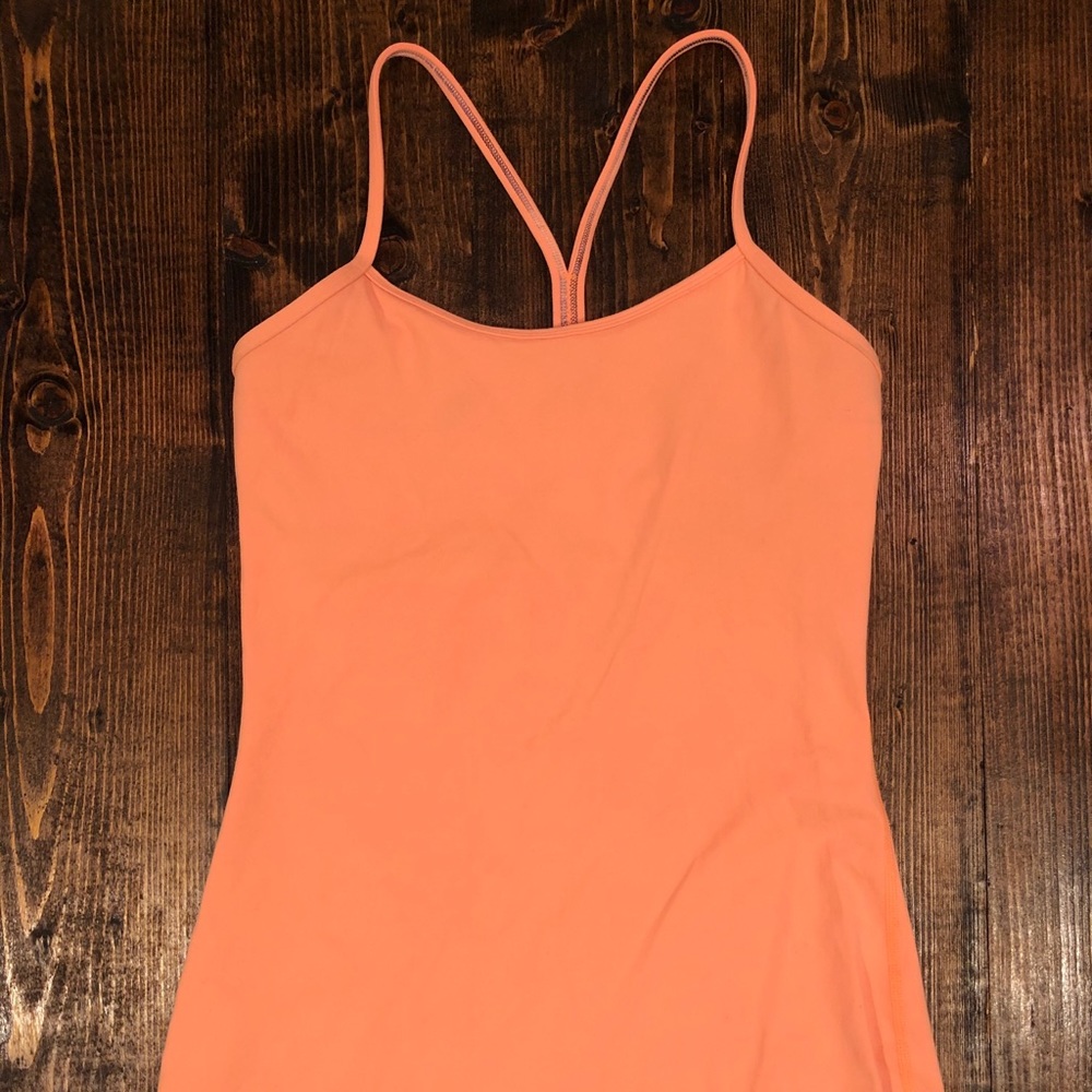 Lululemon top
